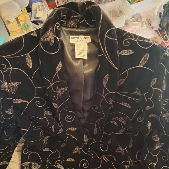 NWT- Fancy Covington Size 16 Black Velour/Velvet Embroidered Blazer Jacket - Picture 6 of 12